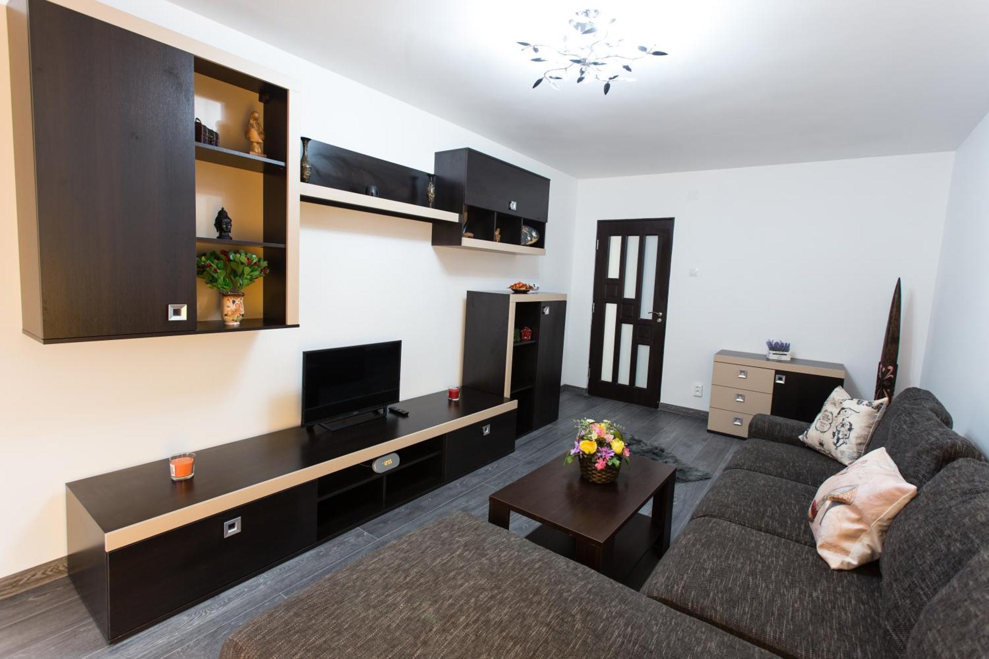 Апартаменти Apartament Feelmount Буштені Екстер'єр фото