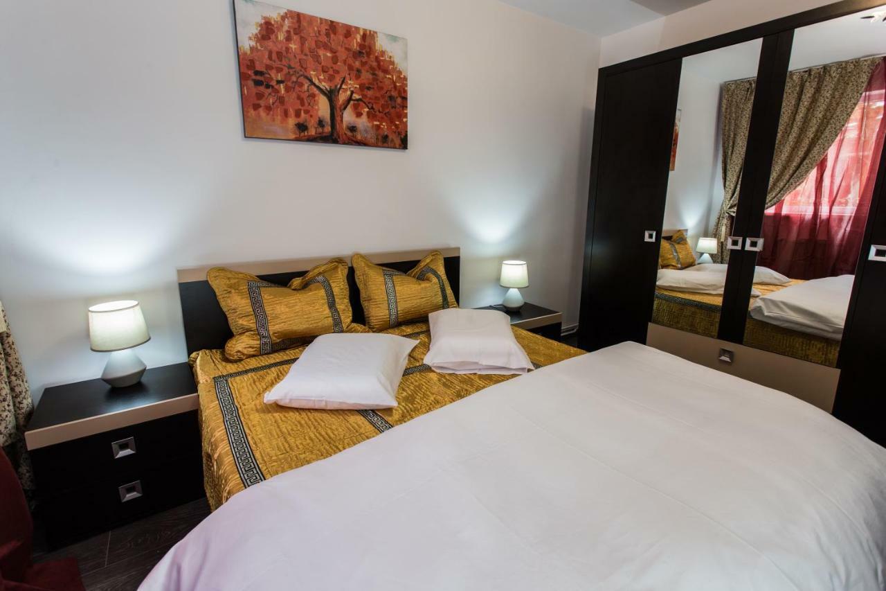 Апартаменти Apartament Feelmount Буштені Екстер'єр фото